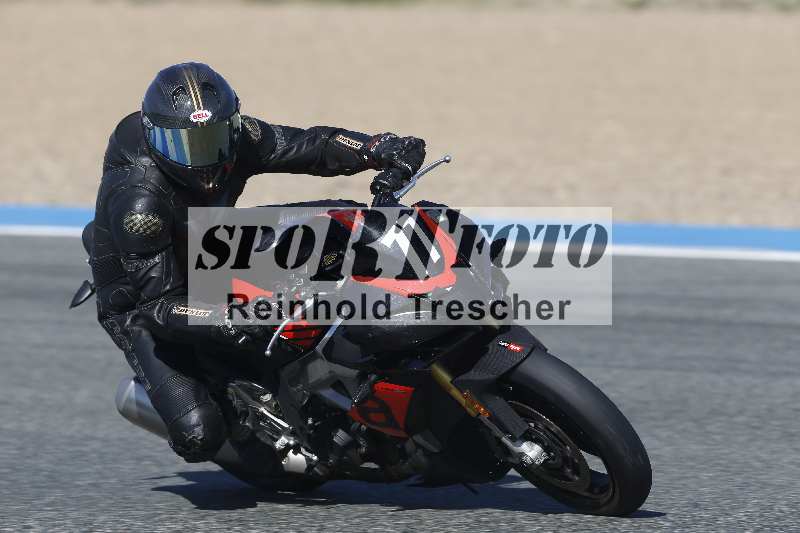 /Archiv-2024/01 26.-28.01.2024 Moto Center Thun Jerez/Gruppe gruen-green/77